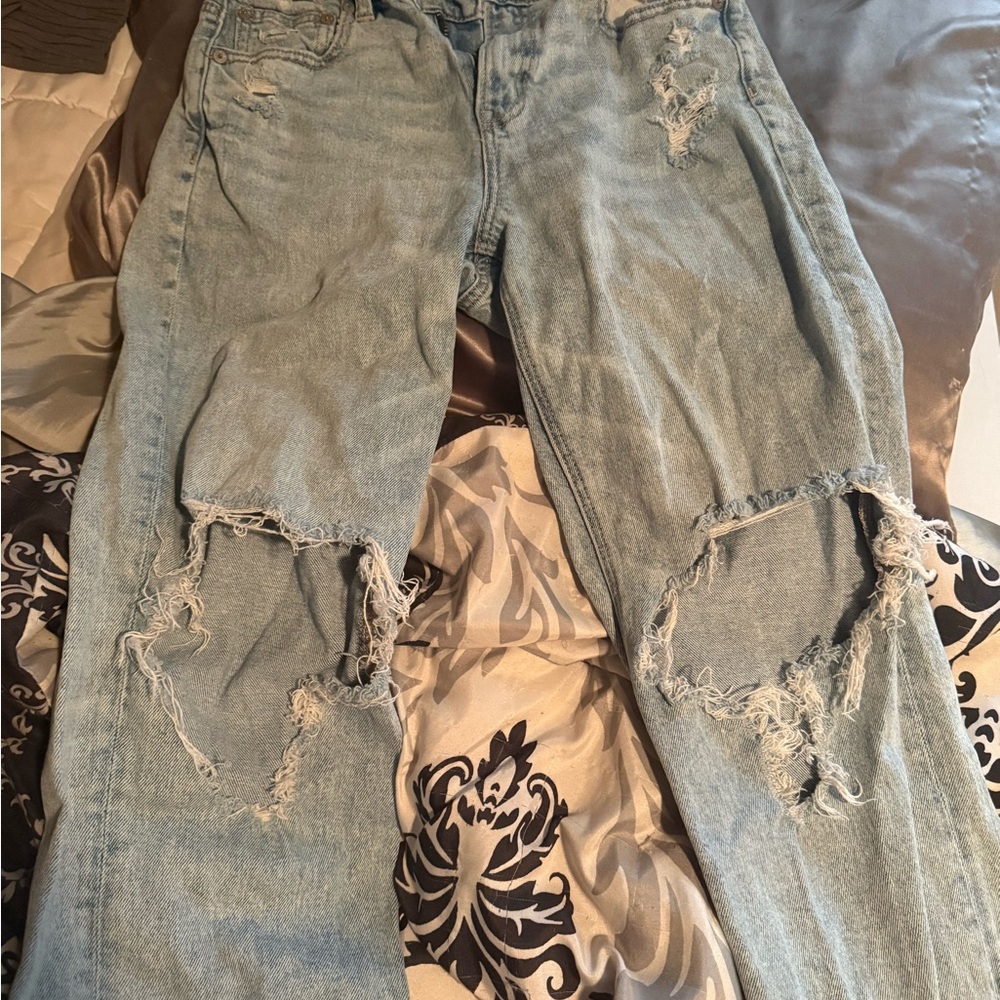 American Eagle Outfitters Blue Boyfriend Jeans Distressed
